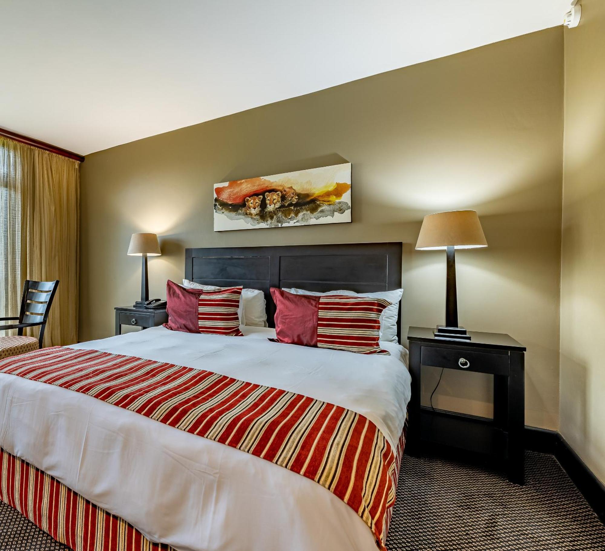 African Sky Hotels - Pine Lake Inn ไวท์ริเวอร์ ภายนอก รูปภาพ