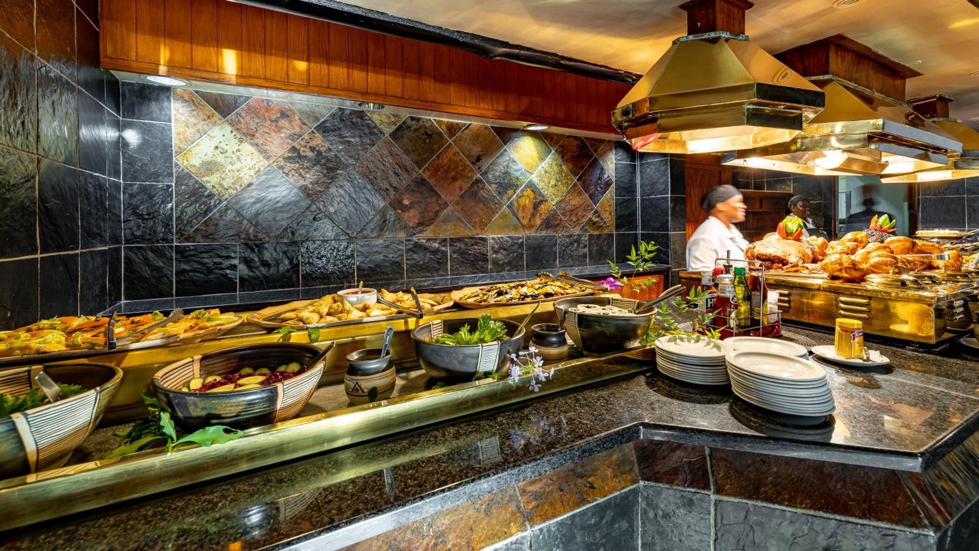 African Sky Hotels - Pine Lake Inn ไวท์ริเวอร์ ภายนอก รูปภาพ